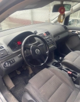 VW Touran 1.6 FSI, 2003, benzină, 5 locuri|en|Volkswagen Touran 1.6FSI|/enhu|Vo