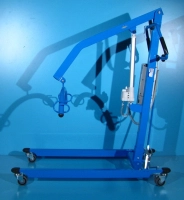 Macara pentru ridicarea si transportul pacientilor |en|Crane for lifting and transpor