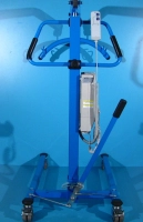 Macara pentru ridicarea si transportul pacientilor |en|Crane for lifting and transpor