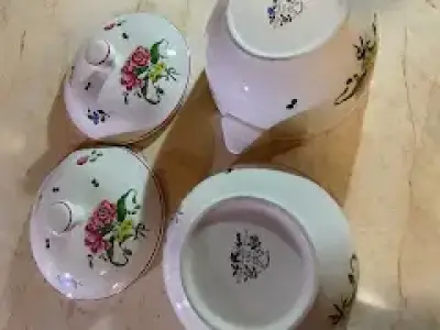 Doua vase cu capac ceramica antica saint amand