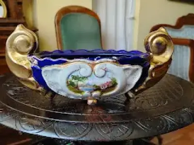 vaza ovală din ceramică portugheză