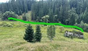 Teren intravilan la munte |en|Urban land in the mountains|/enhu|Vási földterü