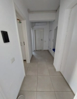 Vand apartament cu curte|en|Apartment for sale with yard|/enhu|Lakás eladó udva