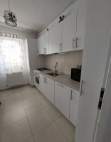 Vand apartament cu curte|en|Apartment for sale with yard|/enhu|Lakás eladó udva