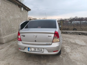 Dacia Logan 1.6 Benzină, 151.000 km, jante + set ți vară incluse|en|mania|/en
