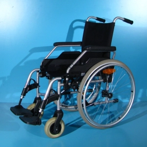 Scaun cu tile invalizi|en|Disabled wheelchair|/enhu|Mozgáskorlátozott kerekes