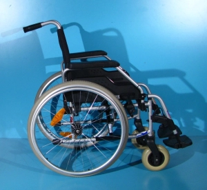 Scaun cu tile invalizi|en|Disabled wheelchair|/enhu|Mozgáskorlátozott kerekes