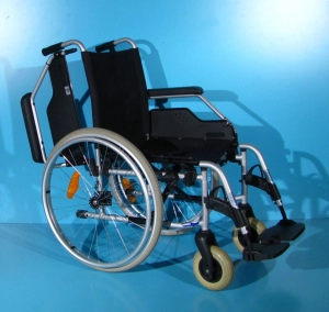 Scaun cu tile invalizi|en|Disabled wheelchair|/enhu|Mozgáskorlátozott kerekes