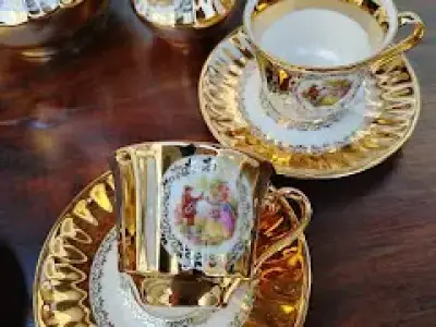 Serviciu de cafea din portelan