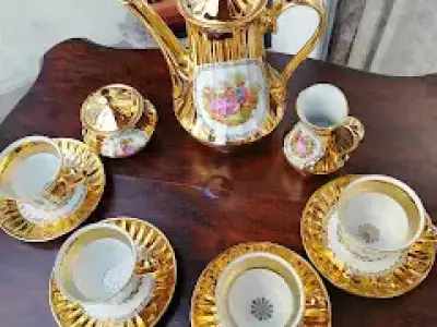 Serviciu de cafea din portelan