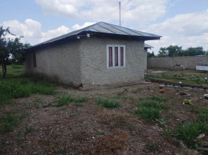 Casă + teren 1600 mp Hanu Conachi, Galați, acces la 2 străzi|en|House for sale Hanu C