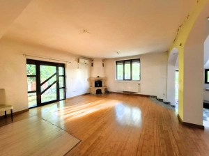 Vila Individuala Otopeni – Zona Lidl | 6 Camere (5 Dormitoare) | 223 mp | Garaj | Potential Bu