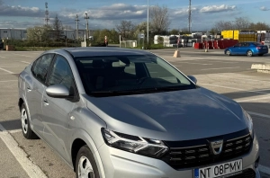 Vand Dacia Logan Prestige 24000km,10700 euro, stare perfecta, toate dotarile