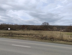 Teren intravilan 750 mp cu utilități – deschidere 22 m|en|Urban land|/enhu|Vá