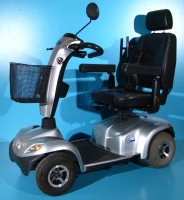 Scuter electric varstnici Invacare Orion|en|Invacare Orion electric scooter for the e