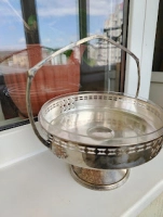 Fructiera metal argintata complet cu cosul de cristal