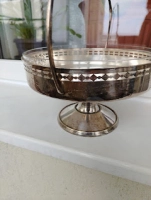 Fructiera metal argintata complet cu cosul de cristal