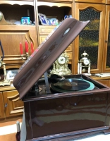 Reparații patefoane și gramofone – orice model, prețuri accesibile|en|Turntable repai