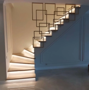 Balustrade din fier forjat la comandă – modele elegante pentru scări și balcoane|en|C