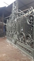 Porți și garduri din fier forjat la comandă – rezistente și aspect deosebit|en|Custom