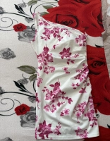 Vând chițe de vară și pantaloni ocazie |en|Selling second-hand summer dresses and p