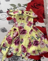 Vând chițe de vară și pantaloni ocazie |en|Selling second-hand summer dresses and p