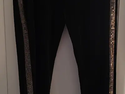 Pantaloni Roberto Cavalli XL – catifea cu paiete aurii, eleganți