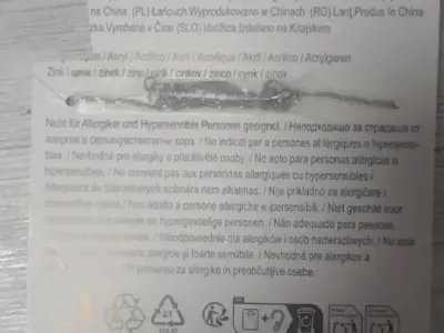 Lănțișor nou, model simplu și elegant