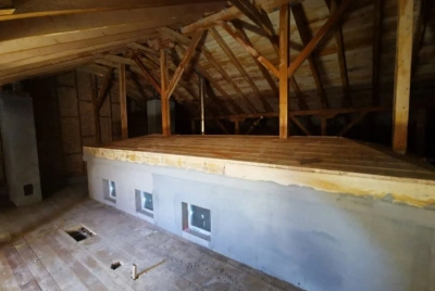 Apartament 3 camere în bloc izolat – Sighet