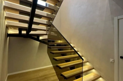 Balustrade din sticlă – execuție premium, montaj profesional