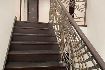 Porți și garduri din fier forjat – modele premium | Execuție la comandă