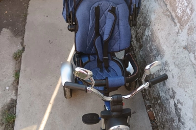 Vând tricicletă pentru copii